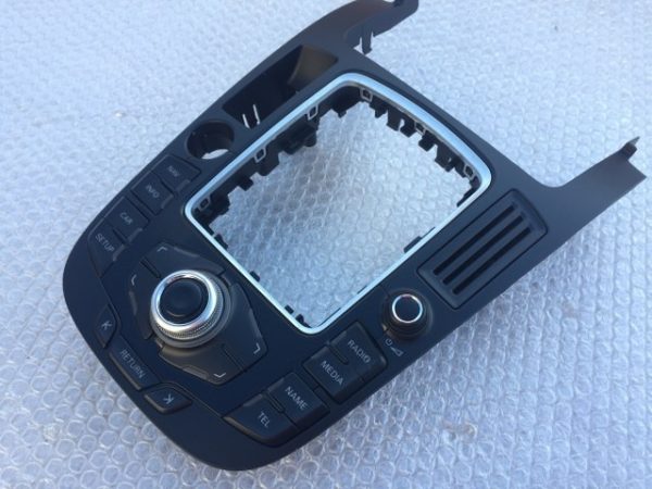Consola centrala butoane Audi A5 2012 8T0 919 609 G 8T0919609G - Dezmembrari Auto