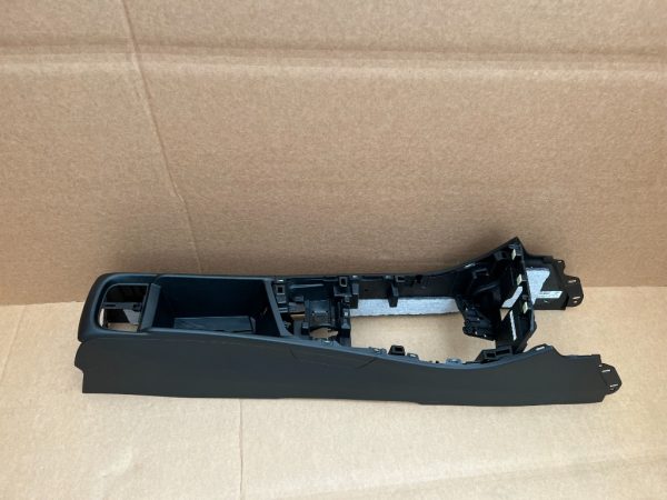 Consola cotiera BMW X1 F48 din 2017 la 0 km - Dezmembrari Auto - imagine 2