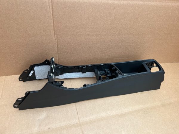 Consola cotiera BMW X1 F48 din 2017 la 0 km - Dezmembrari Auto - imagine 4