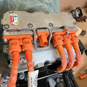 Convertizor tensiune VW E-UP motor EABA 12E907070B12E 907 070 B - Dezmembrari Auto