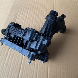 Corp termostat VW Arteon facelift 2021 2.0 tdi 05L121111Q 05L 121 111 Q la 0 km - Dezmembrari Auto