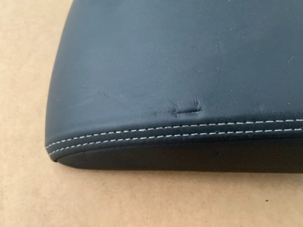 Cotiera / capac cotiera din piele VW Passat B8 - Dezmembrari Auto - imagine 2