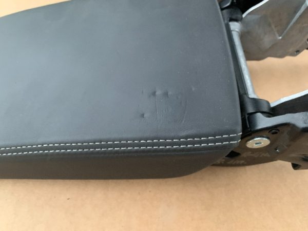 Cotiera / capac cotiera din piele VW Passat B8 - Dezmembrari Auto - imagine 5