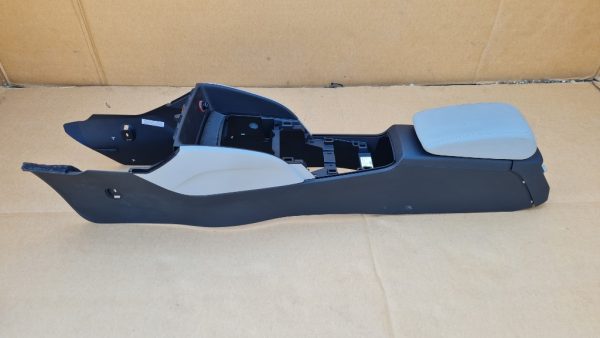 Cotiera completa Audi A3 8V - Dezmembrari Auto