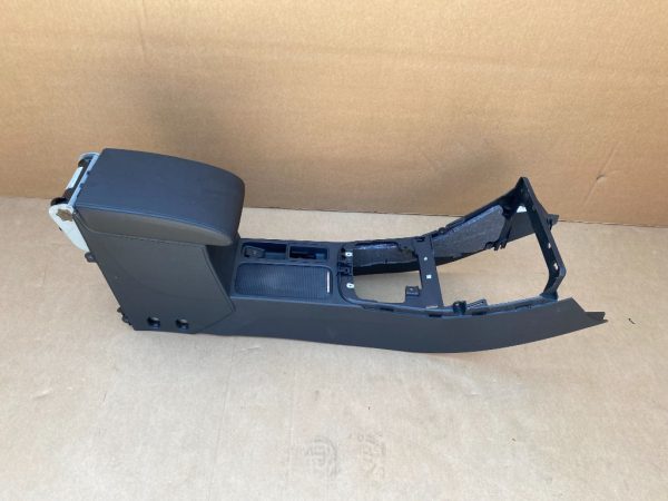 Cotiera cu consola si suport pahare VW Sharan 7n 5M0864207F 5M0 864 207 F - Dezmembrari Auto - imagine 2
