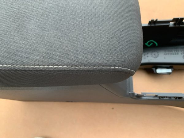 Cotiera cu grile ventilatie VW Golf 7 2018 - Dezmembrari Auto - imagine 4