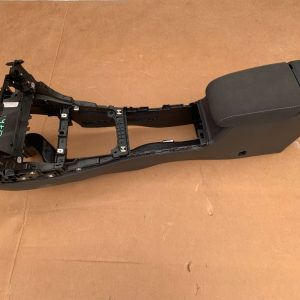 Cotiera cu grile ventilatie VW Golf 7 2018 - Dezmembrari Auto