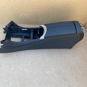 Cotiera din piele cu suport si grile ventilatie Mercedes GLC W253 X253 la 0 km - Dezmembrari Auto