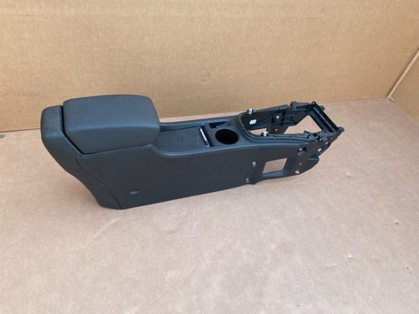 Cotiera din piele Opel Astra J - Dezmembrari Auto