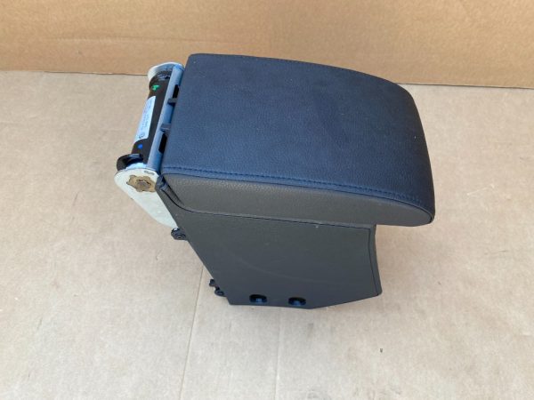 Cotiera din piele Seat Alhambra 2 VW Sharan 7n 5M0864207G 5M0 864 207 G - Dezmembrari Auto