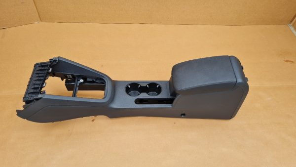 Cotiera din piele VW Jetta 2017 - Dezmembrari Auto