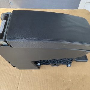 Cotiera piele VW Passat B6 B7 CC 3C0864207P 3C0 864 207 P - Dezmembrari Auto