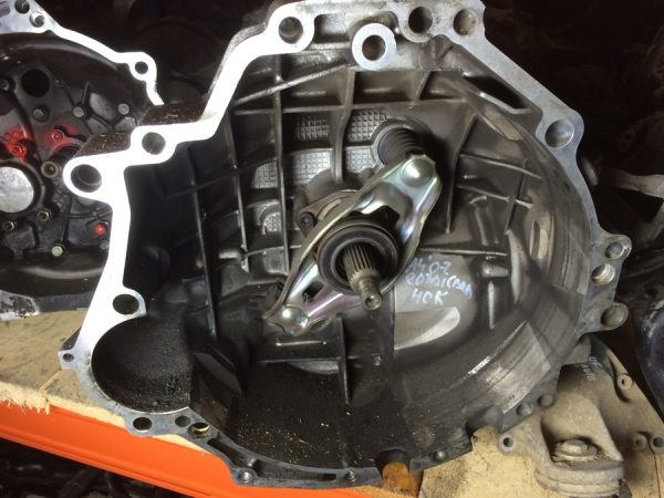 Cutie viteze Audi A4 8E B7 2.0 tdi motor BRD din 2008 tip HCK - Dezmembrari Auto