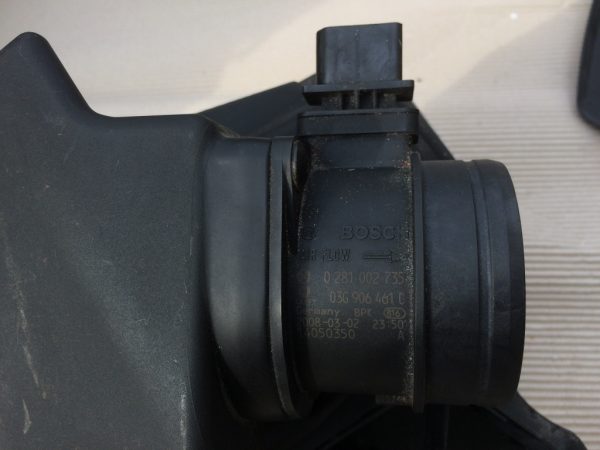 Debitmetru aer Audi Q5 2.0 tdi CAH 03G906461C 03G 906 461 C - Dezmembrari Auto