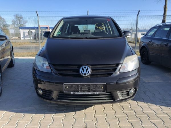 Debitmetru aer VW Golf 5 Plus 2007 hatchback 1,9 tdi BLS - Dezmembrari Auto