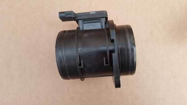 Debitmetru aer VW Golf 7 1.6 tdi 04L906461B 04L 906 461 B - Dezmembrari Auto