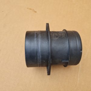 Debitmetru aer VW Passat B8 2.0 tdi 03L906461A 03L 906 461 A la 0 km - Dezmembrari Auto