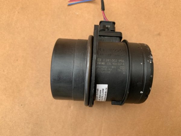 Debitmetru aer VW Transporter T6 2021 03L906461A 03L 906 461 A - Dezmembrari Auto