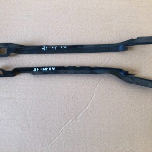 Deflectoare aer stanga dreapta aer Audi A3 8V 8V0121332 8V0121331 - Dezmembrari Auto