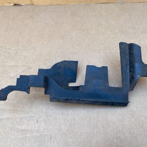 Deflector aer dreapta VW Golf 5 plus 1K0121284E 1K0 121 284 E - Dezmembrari Auto