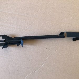 Deflector aer dreapta VW Golf 7 5G0121332H 5G0 121 332 H - Dezmembrari Auto