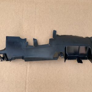 Deflector aer dreapta VW Passat B8 facelift 2020 3G0121284L 3G0 121 284 L - Dezmembrari Auto