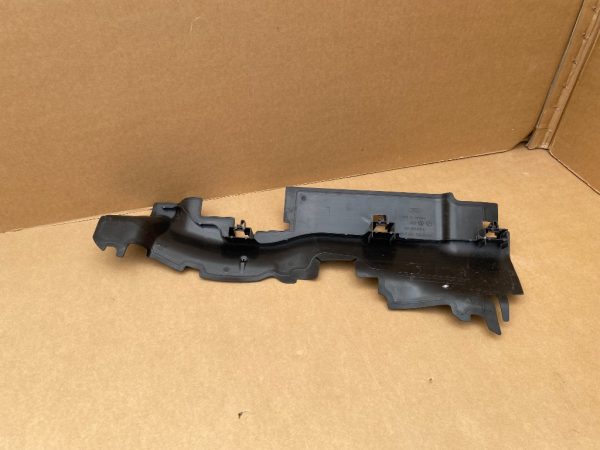 Deflector aer stanga Ford Tourneo Connect 2023 monovolum 2.0 tdi 2KF805639C 2KF 805 639 C la 0 km - Dezmembrari Auto