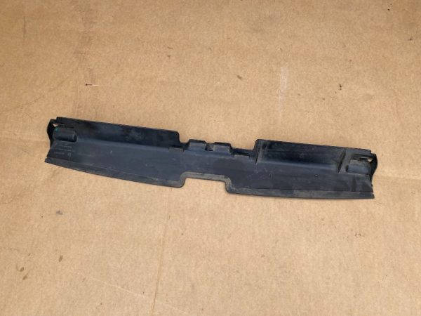 Deflector aer VW T-Roc 2GA121330A 2GA 121 330 A - Dezmembrari Auto