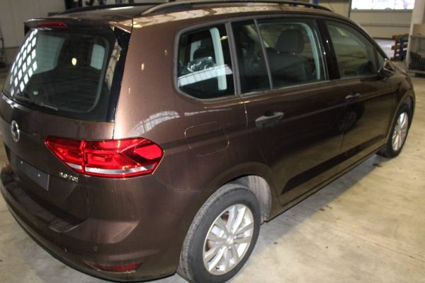Dezmembrari VW Touran din 2017 2.0 tdi CRV CRVA - Dezmembrari Auto