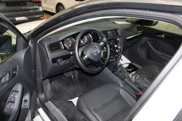 Dezmembrari auto VW Jetta facelift MK6 2016 CUUB la 0 km - Dezmembrari Auto - imagine 4