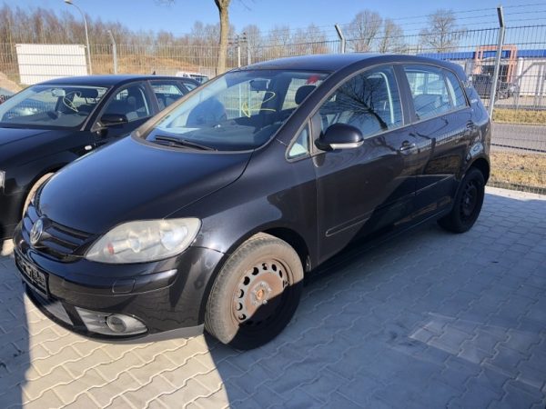Dezmembrez VW Golf 5 Plus 2007 hatchback 1,9 tdi BLS - Dezmembrari Auto - imagine 4