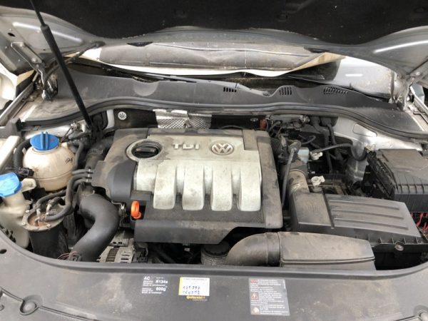 Dezmembrez VW Passat B6 2008 variant 1,9 tdi BLS - Dezmembrari Auto - imagine 3