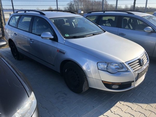 Dezmembrez VW Passat B6 2008 variant 2.0 tdi CBAB - Dezmembrari Auto - imagine 5
