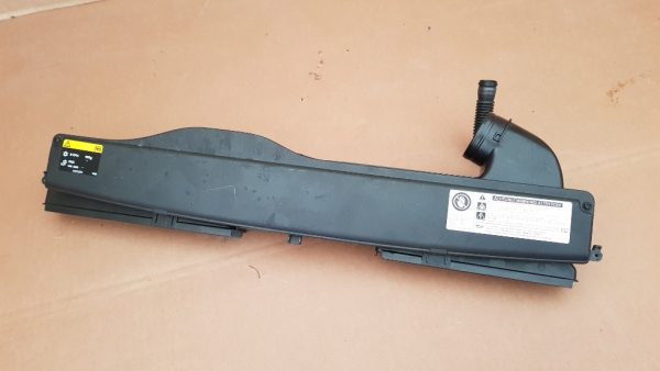 Difuzor aer VW Golf 7 1.4 tsi 5Q0129254A 5Q0 129 254 A - Dezmembrari Auto