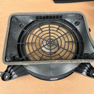 Difuzor bass 4G5035412 4G5 035 412 Audi A6 C7 limuzina la 0 km - Dezmembrari Auto