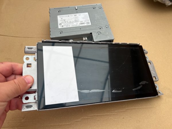 Display touch 10.1 inch Audi A3 8Y la 0 km din 2023 8Y0919605 8Y0 919 605 - Dezmembrari Auto