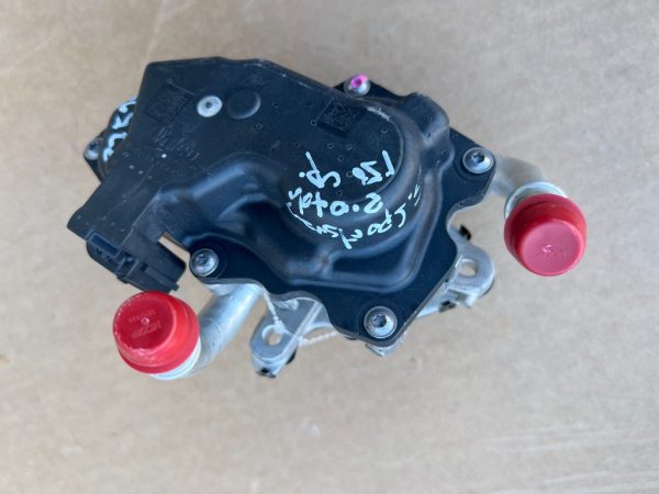 EGR VW Golf 7 Sportsvan 2.0 tdi 04L131501S 04L 131 501 S V102 - Dezmembrari Auto