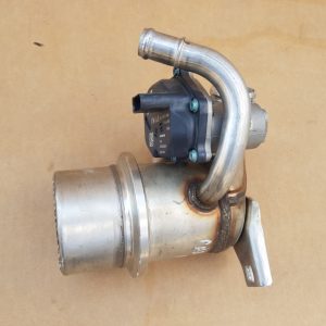 EGR VW Passat B8 2.0 tdi 04L131501C 04L 131 501 C - Dezmembrari Auto