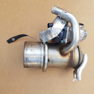 EGR VW Passat B8 2.0 tdi 04L131501C 04L 131 501 C - Dezmembrari Auto