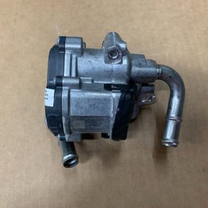 EGR VW Passat B8 2.0 tdi 04L131501R 04L 131 501 R - Dezmembrari Auto