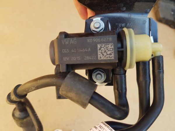 Electrovalva VW Jetta 2016 1K0906627B 1K0 906 627 B - Dezmembrari Auto