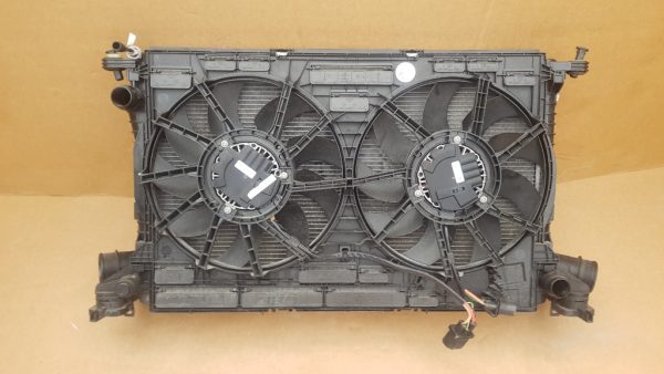 Electroventilatoare cu carcasa GMV complet Audi A5 F5 2018 3.0 tdi 8W0121003C 8W0959455A - Dezmembrari Auto