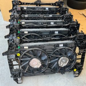 Radiator intercooler VW Touareg CR din 2018 3.0 tdi 4M0145805J 4M0145805L 4M0145805M - Dezmembrari Auto