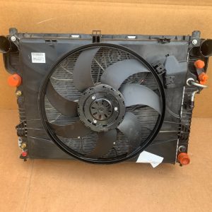 Electroventilator Mercedes R-Class R400 W251 facelift 2015 A1645000593 A 164 500 05 93 - Dezmembrari Auto