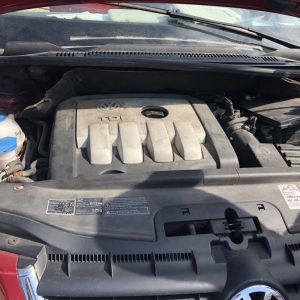 Injector VW Touran 2005 2.0 tdi BKD - Dezmembrari Auto