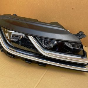 Far dreapta LED adaptiv COMPLET VW ARTEON la 0 km 3G8941082 3G8 941 082 - Dezmembrari Auto