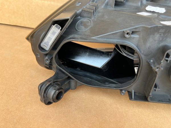 Far dreapta led adaptiv VW Passat B8 GTE din 2016 3G2941082A 3G2 941 082 A 90065107 - Dezmembrari Auto - imagine 2
