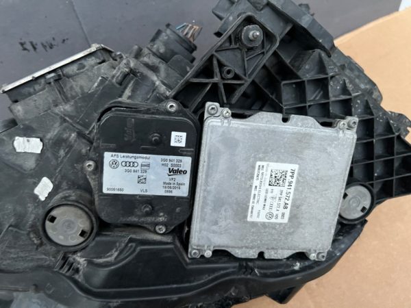 Far dreapta Matrix complet VW Passat B8 3G1941082C 3G1941082C 90052256 3G1941114A 3G1 941 114 A - Dezmembrari Auto - imagine 6