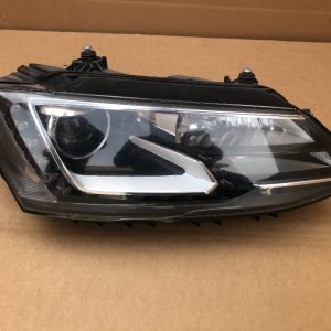 Far dreapta VW Jetta 2017 5C7941752E 5C7 941 752 E - Dezmembrari Auto