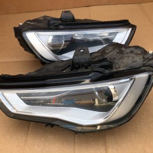 Far faruri xenon complete Audi A3 8V 8V0941005 8V0941006 - Dezmembrari Auto